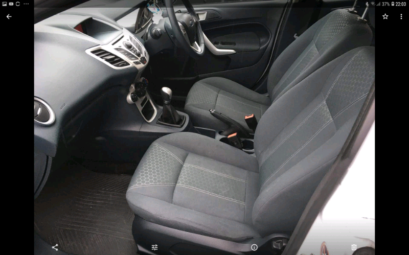 ford fiesta 2012 isofix